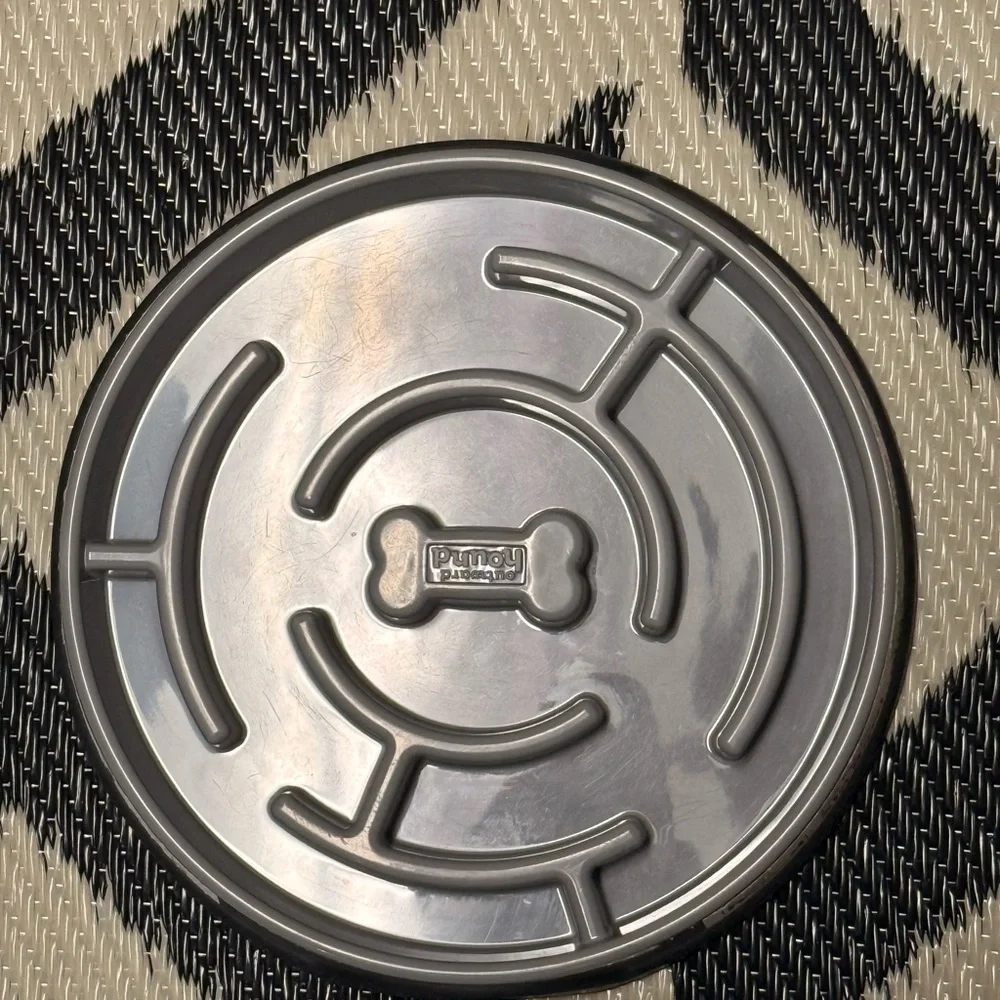 PetSafe Fun Feeder Slo Bowl in Gray and Black